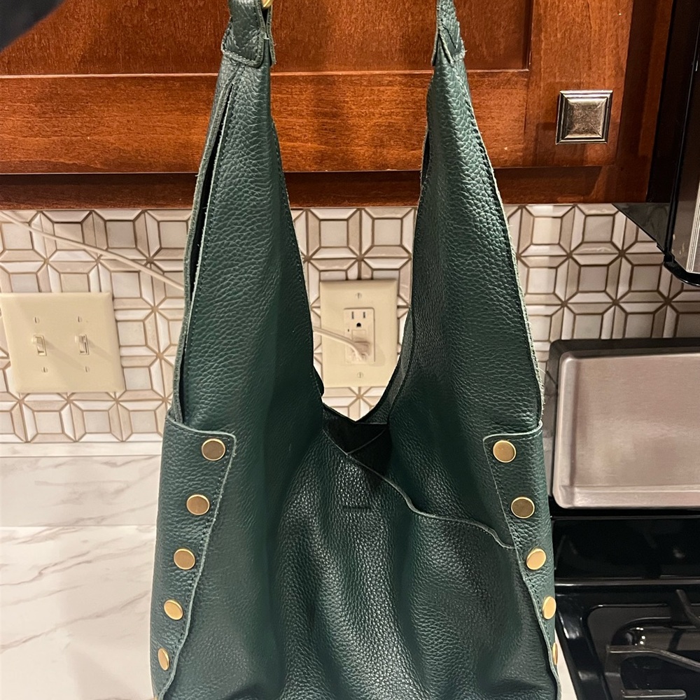Stylish Green Leather Shoulder Bag